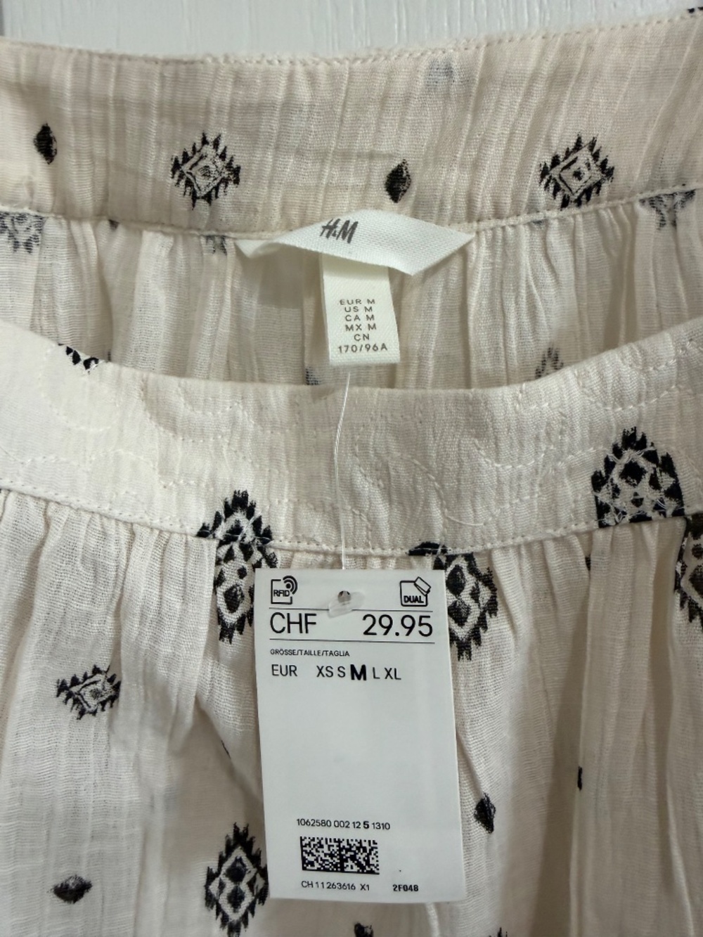 (NWT) H&M Crinkle Gauze Geometric Peasant dress - Picture 2 of 5